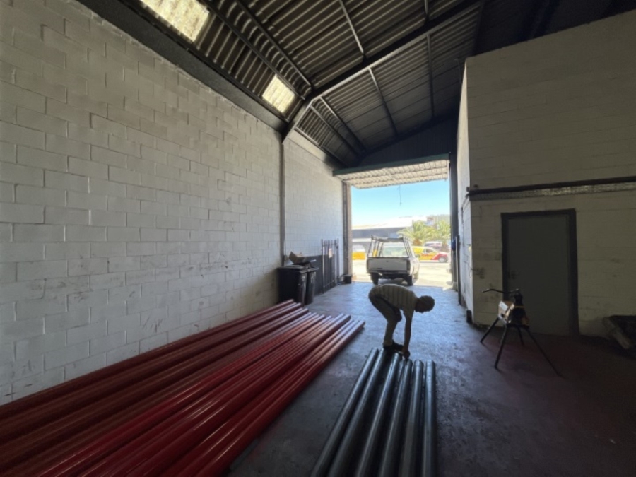 To Let commercial Property for Rent in Montague Gardens Western Cape